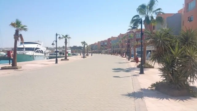 Holiday-Rentals-Close-To-The-New-Marina-in-Hurghada-Free-WIFI-www.apartmentsinhurghada.com-14 Holiday Rentals Close To The New Marina in Hurghada - Free WIFI - Book Online at www.apartmentsinhurghada.com