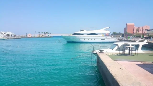 Holiday-Rentals-Close-To-The-New-Marina-in-Hurghada-Free-WIFI-www.apartmentsinhurghada.com-15 Holiday Rentals Close To The New Marina in Hurghada - Free WIFI - Book Online at www.apartmentsinhurghada.com