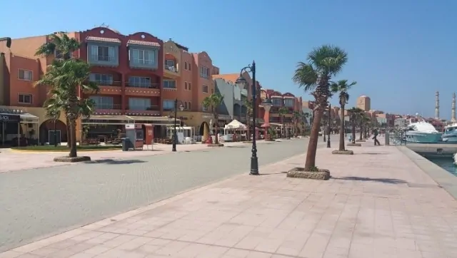 Holiday-Rentals-Close-To-The-New-Marina-in-Hurghada-Free-WIFI-www.apartmentsinhurghada.com-18 Holiday Rentals Close To The New Marina in Hurghada - Free WIFI - Book Online at www.apartmentsinhurghada.com