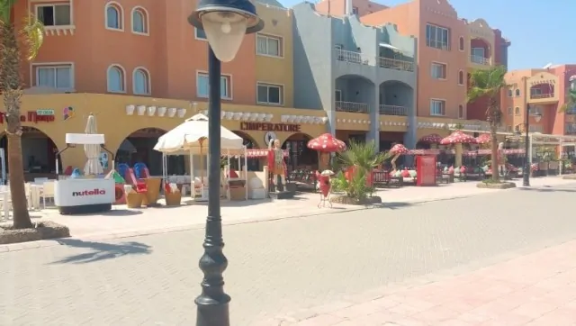 Holiday-Rentals-Close-To-The-New-Marina-in-Hurghada-Free-WIFI-www.apartmentsinhurghada.com-21 Holiday Rentals Close To The New Marina in Hurghada - Free WIFI - Book Online at www.apartmentsinhurghada.com