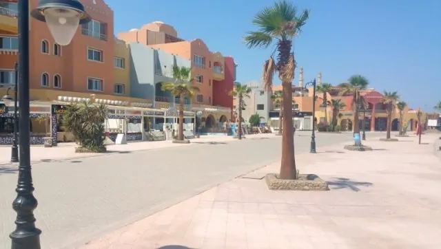 Holiday-Rentals-Close-To-The-New-Marina-in-Hurghada-Free-WIFI-www.apartmentsinhurghada.com-8 Holiday Rentals Close To The New Marina in Hurghada - Free WIFI - Book Online at www.apartmentsinhurghada.com